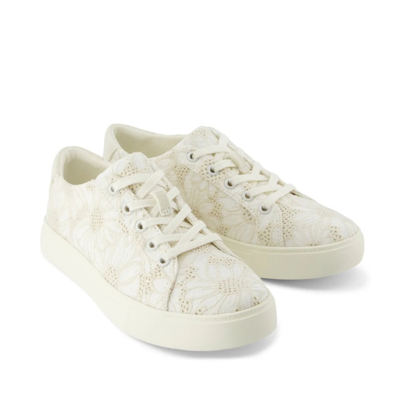 Women's Kameron Lace Up Sneakers - White Floral Eyelet 35.5