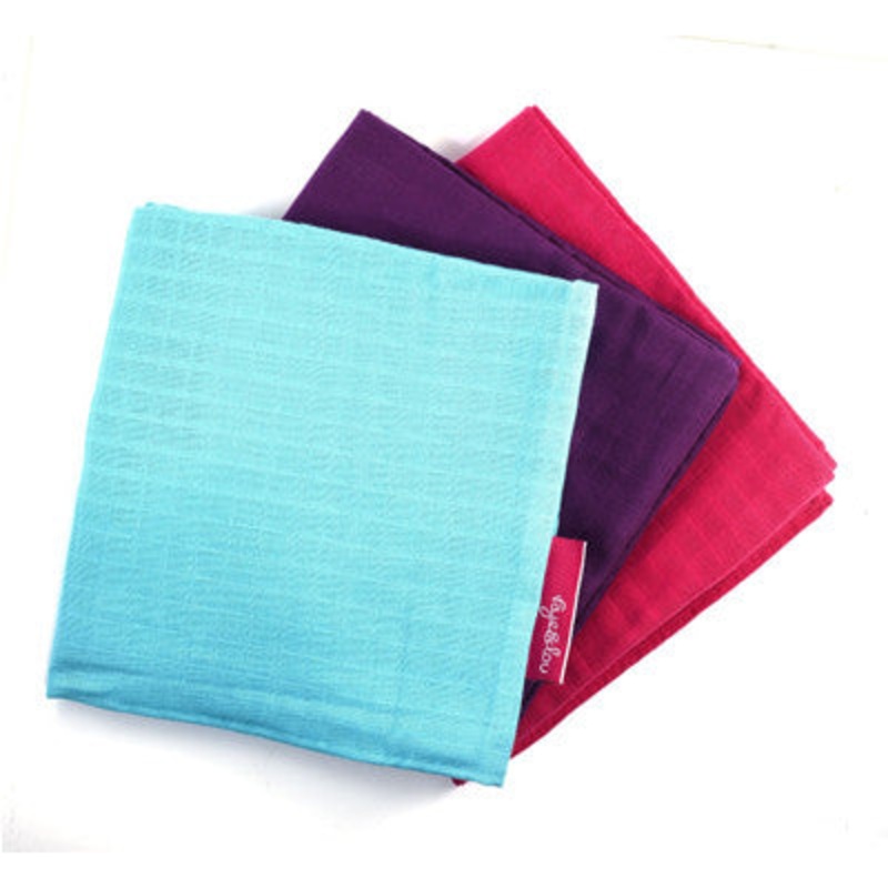 Cozio Swaddling Muslins Girl