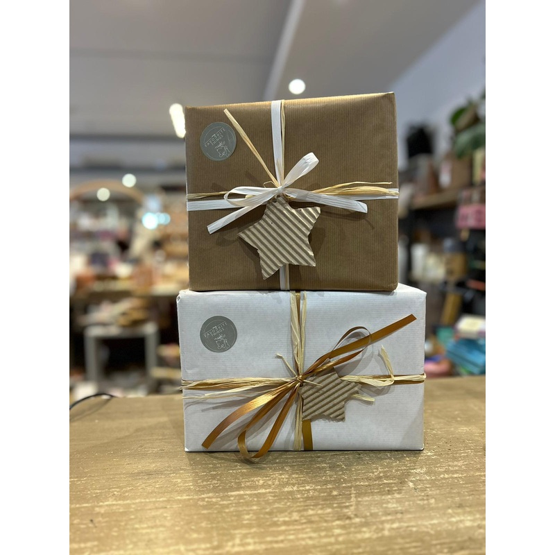 Gift Wrap (per item) Small (under 40cm)