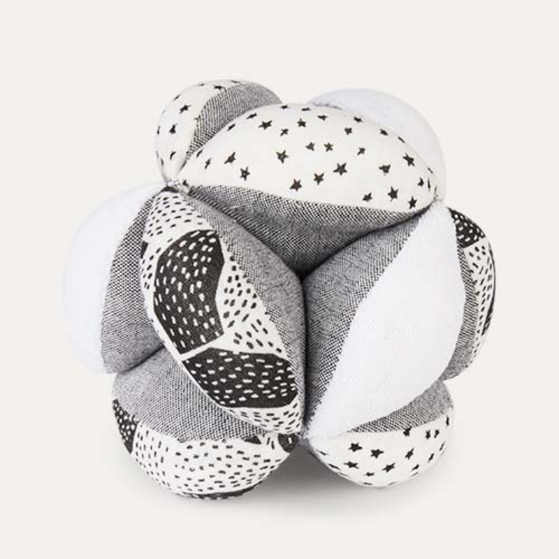 Wee Gallery Sensory Ball Black White