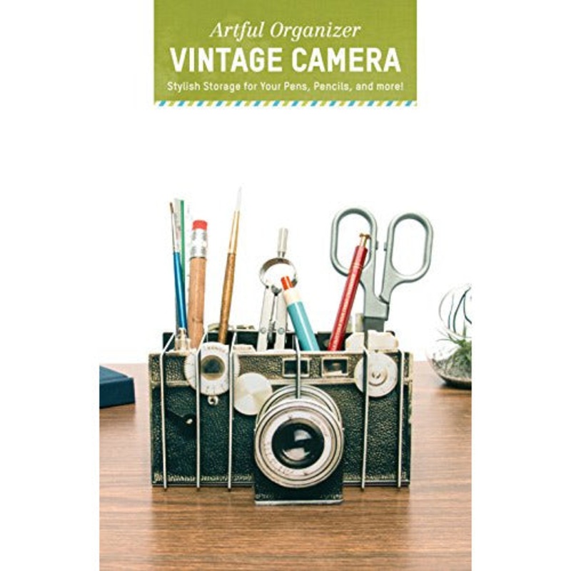 Artful Organizer: Vintage Camera: Stylish Storage for Your Pens, Pencils, and More!