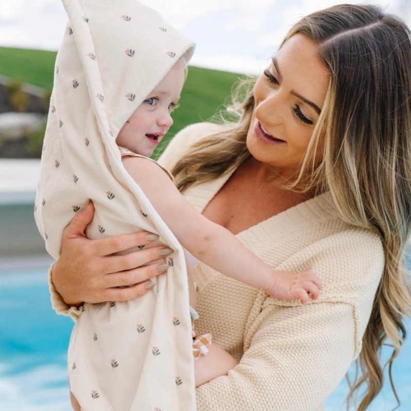 Saranoni Hooded Towels, Infant Infant Tulips