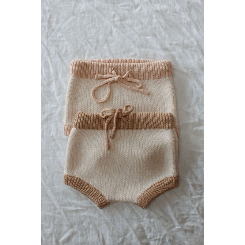 Baeb Basics Organic Duo-Colour Knitted Shorts, Fawn/Milk 0-3 Months