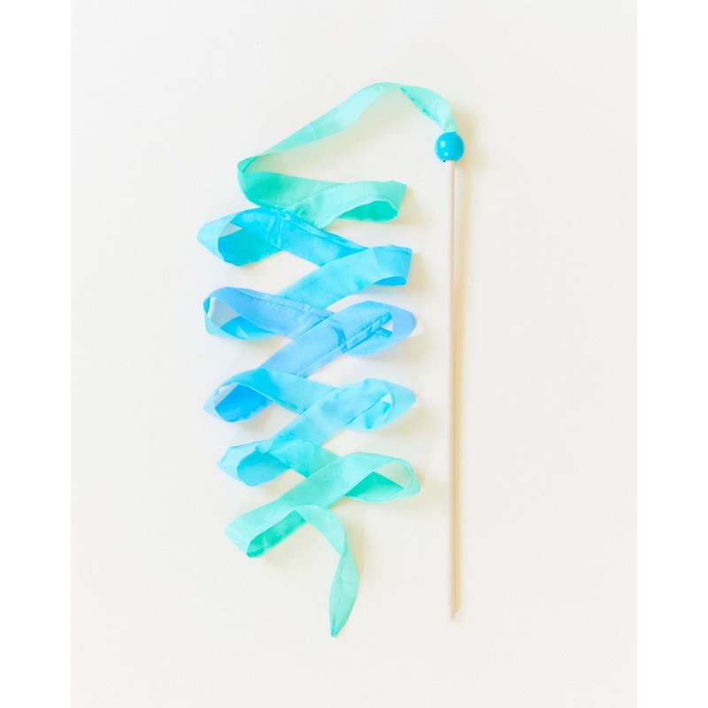 Sarah's Silks Sea Streamer