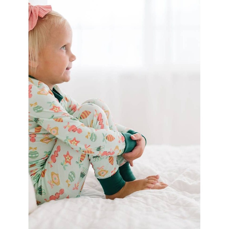 Ollie Jay 2 Piece Kids Bamboo Pajama Set in Ornament / Christmas PJ 6