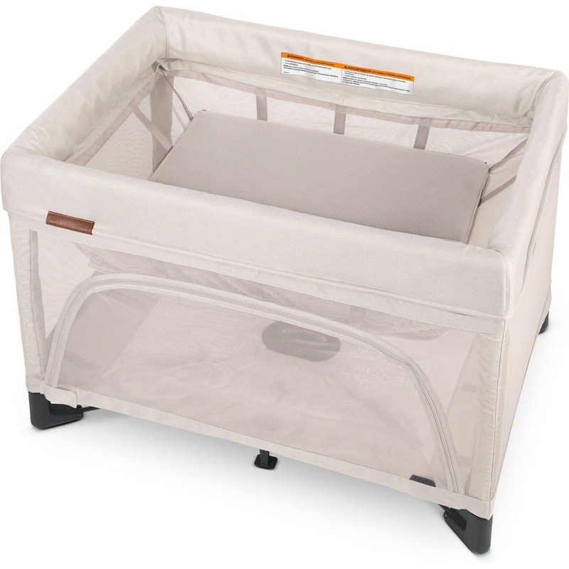 UPPAbaby Remi Bedside Bassinet + Playard + Travel Crib Charlie (Sand Mlange)